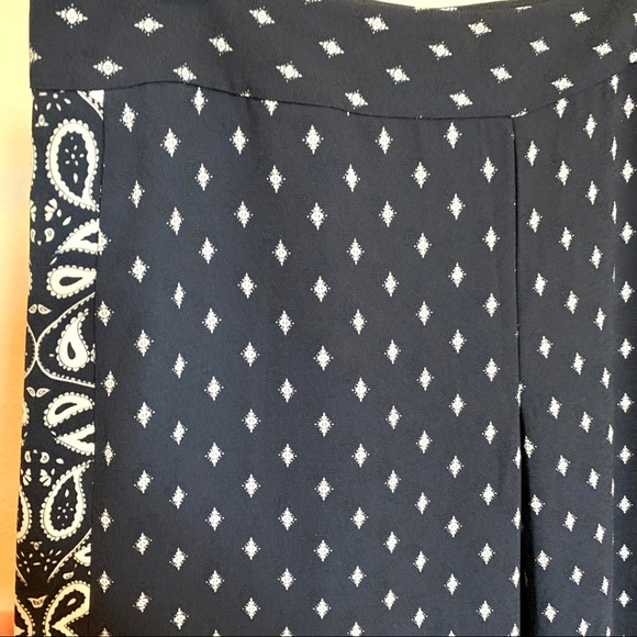 Cabi Track Star Trouser (#5176) size 8. NWOT - Picture 2 of 2